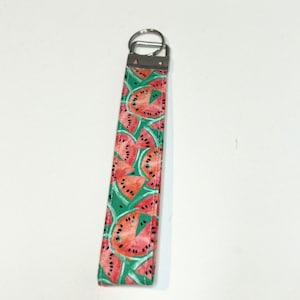 Fabric Keychain, Handmade Keychain, Keychain Wristlet, Fabric Keychain Wristlet, Cute Keychain Wristlet, Floral Keychain