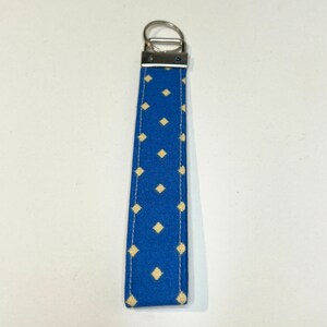 Handmade Keychain, Fabric Keychain, Keychain Wristlet, Fabric Keychain Wristlet, Cute Keychain Wristlet, Floral Keychain