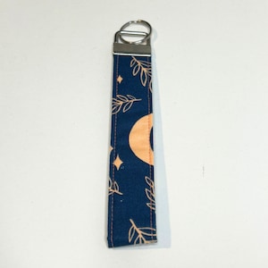 Handmade Keychain, Fabric Keychain, Keychain Wristlet, Fabric Keychain Wristlet, Cute Keychain Wristlet, Floral Keychain