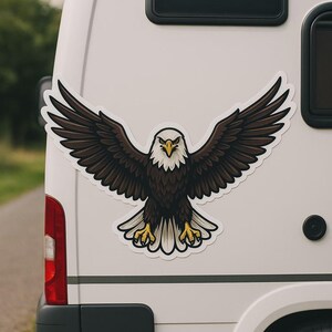 Autocollant aigle aux ailes déployées, autocollant puissant oiseau pour voiture, ordinateur portable, camping-car, cadeau pour les amoureux de la nature et symbole de liberté