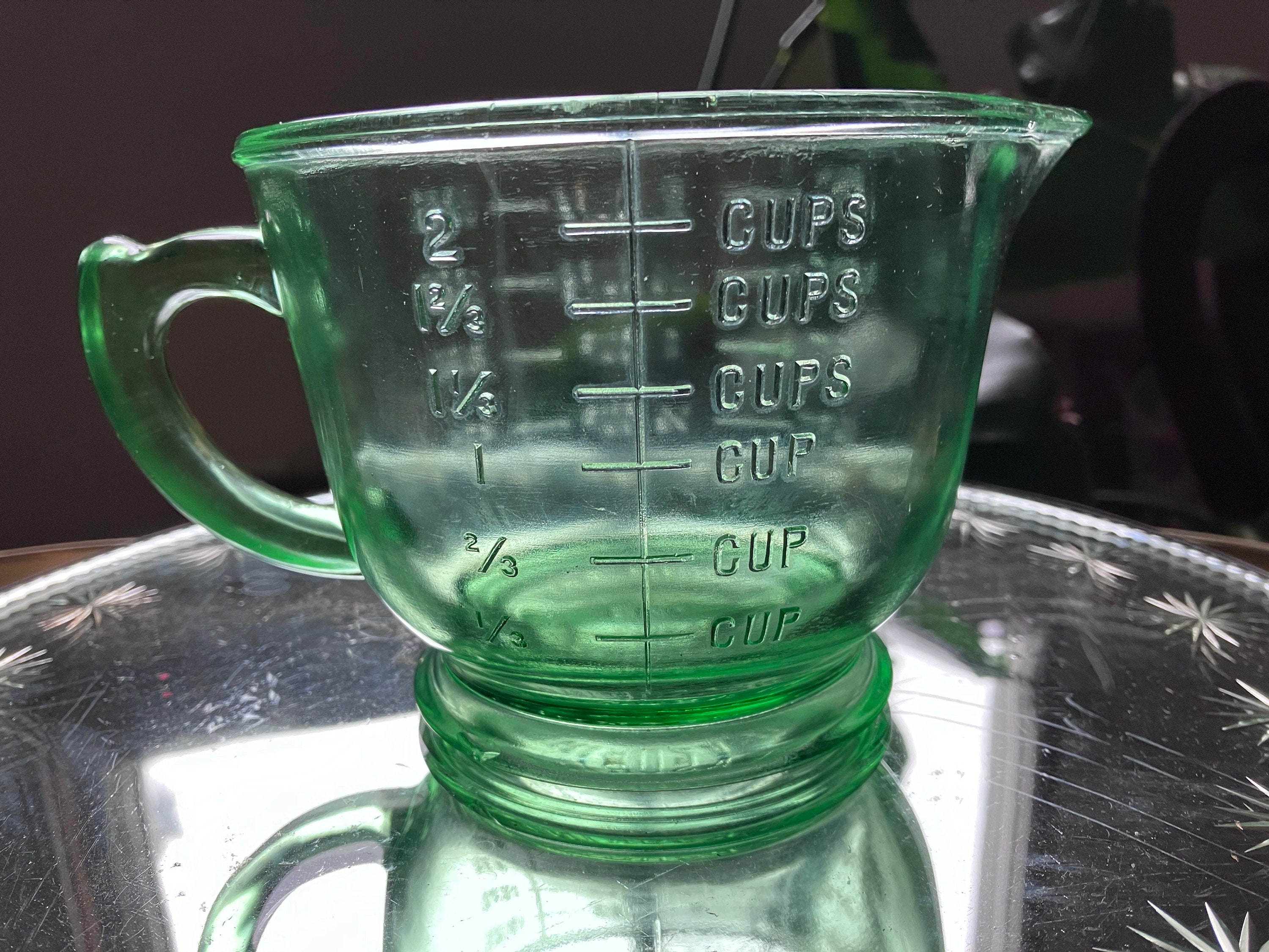 Vintage Sigma Eject Measuring Cup Kitchen Tool 