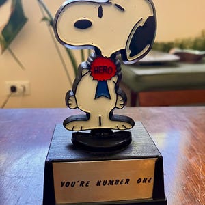 Aviva Snoopy Trophy - Etsy