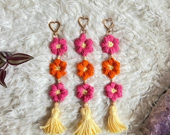 Crochet Flower Keychain w/ Tassel · Retro Daisy Bag Charm · Handmade Boho Accessory