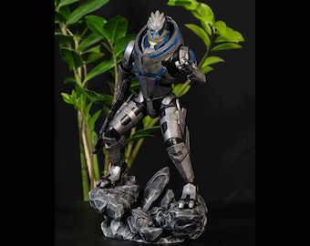 Estatua de Garrus Vakarian: Figura coleccionable de Mass Effect pintada a mano