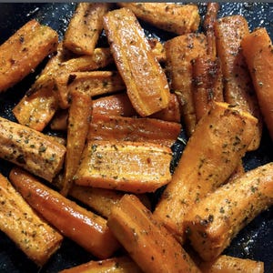 Süßes und Herzhaftes Gebratene Karotten REZEPT - SOFORTIGER DOWNLOAD