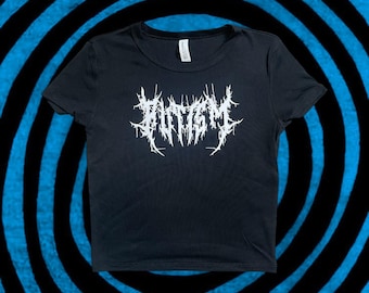Anpassad svart metall-typsnitts-crop top | Heavy metal goth statement-tröja