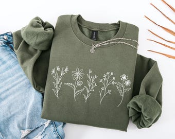 Wildflowers Sweatshirt, Flower Crewneck Sweatshirt, Floral Sweatshirt For Women, Flower Lover Sweatshirt, Flowers Hoodie, Women Gift