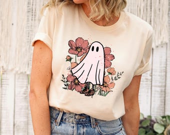 Retro Ghost Shirt, Vintage Floral Ghost Halloween Shirt, Flower Halloween Shirt, Cute Ghost Shirt, Retro Fall Shirt, Vintage Ghost Shirt