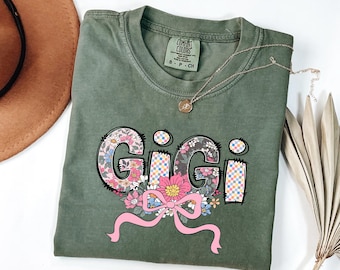 Comfort Colors Personalized Gigi Sweatshirt Grandkid Name Custom Floral Gigi Long Sleeve T-Shirt Mothers Day Gift For Gigi Grandma Mimi Nana