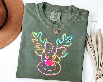 Camiseta navideña, camiseta navideña de renos, camiseta con cara de reno, camiseta de reno para mujer, camiseta navideña para mamá