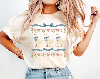 Comfort Colors® Vintage 80s Goose Shirt, Funny Blue Ribbon Goose Tee, Retro Goose Graphic Shirt, Cute Farm Animal Tee, Cottagecore Gift Tee