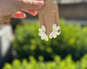 Pendientes de arcilla de arco