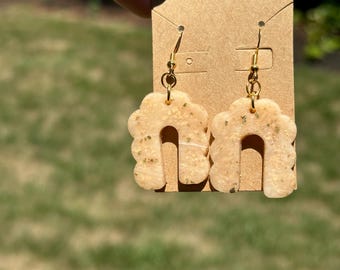 Pendientes Arcilla Arco Dorado