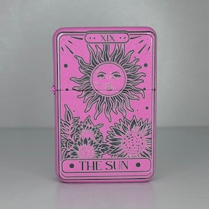 Briquet à rabat personnalisé pour carte de tarot The Sun, cadeau personnalisé, lecture de tarot de sorcière spirituelle, lecture psychique