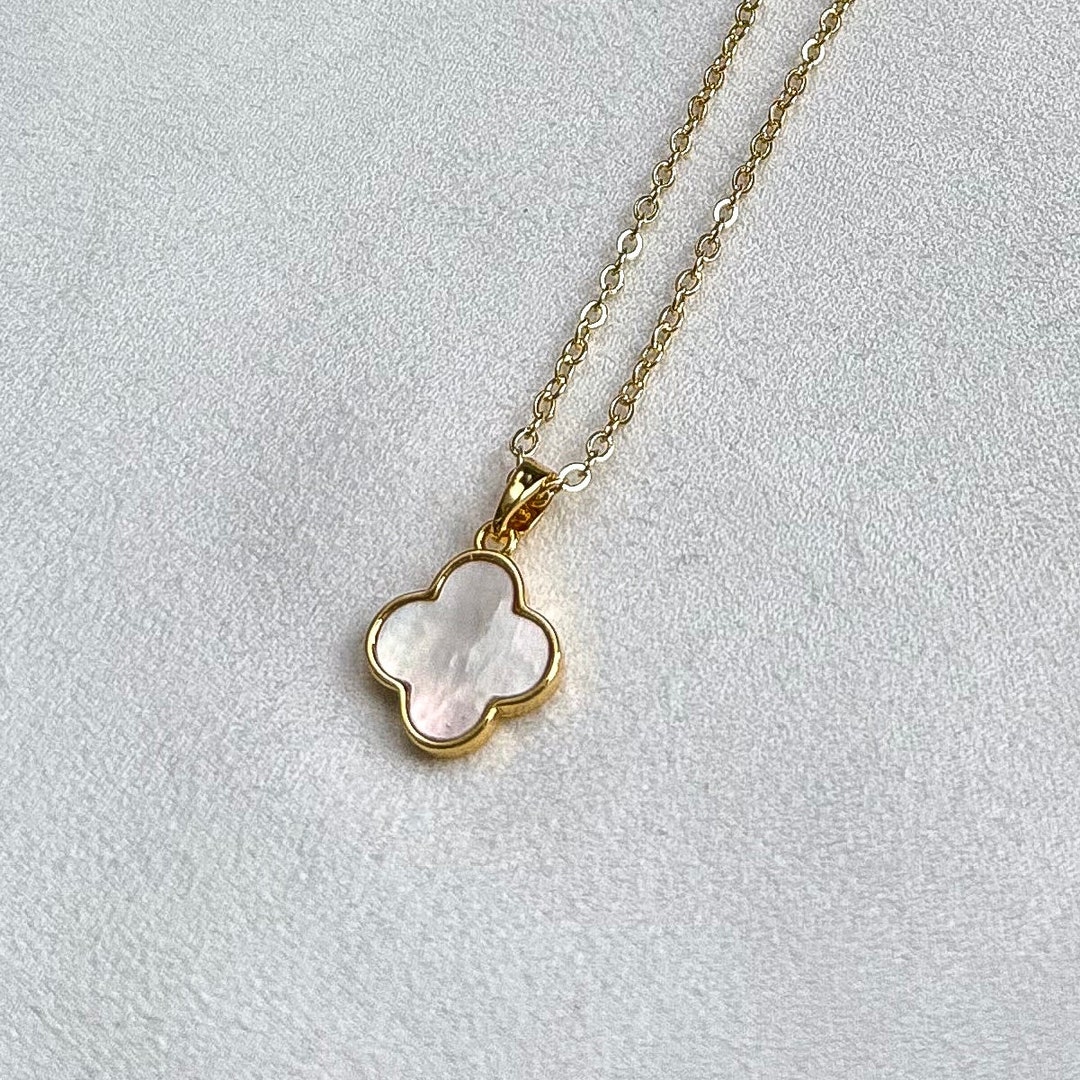 Clover Necklace - Single Gold