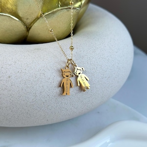 Collar personalizado con nombre de niño para mamá - Colgante familiar grabado - Regalo para mamá