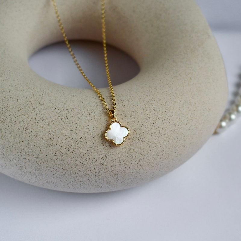 Clover Necklace - Etsy