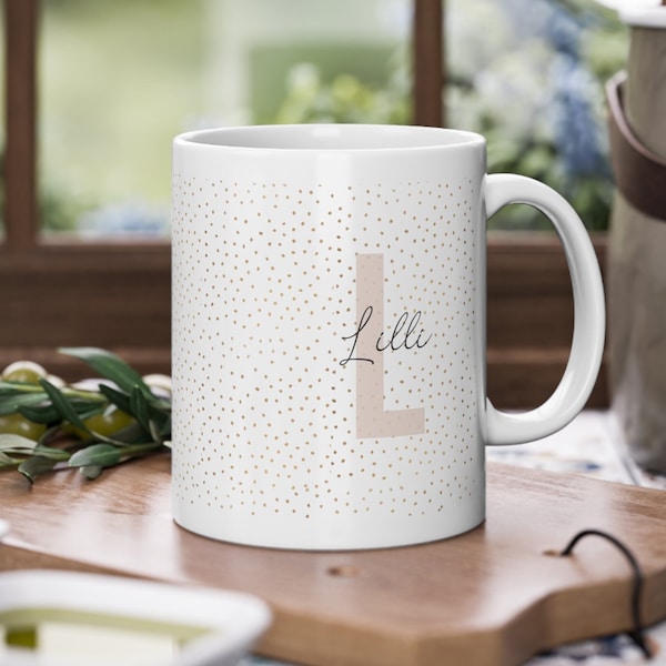 Personalized mug (320 ml) with individual initial letter and name - a perfect gift!