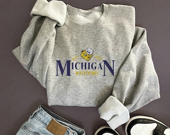 Vintage Embroidered University of Michigan Crewneck Sweatshirt