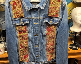 Upcycled Denim Jacket with Gold & Red Tapestry Panels – Universal Thread Freeborn Jacket 2X – Statement Western Boho Jacket