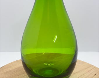 Crate & Barrel Lime Green Glass Vase | Como Vase Made in Poland | Hand Blown Art Glass | Modern Minimalist Decor