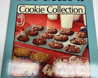 Vintage 1975 McCall’s Cookie Collection Vol 1 Cookbook Retro Baking Recipes 70s