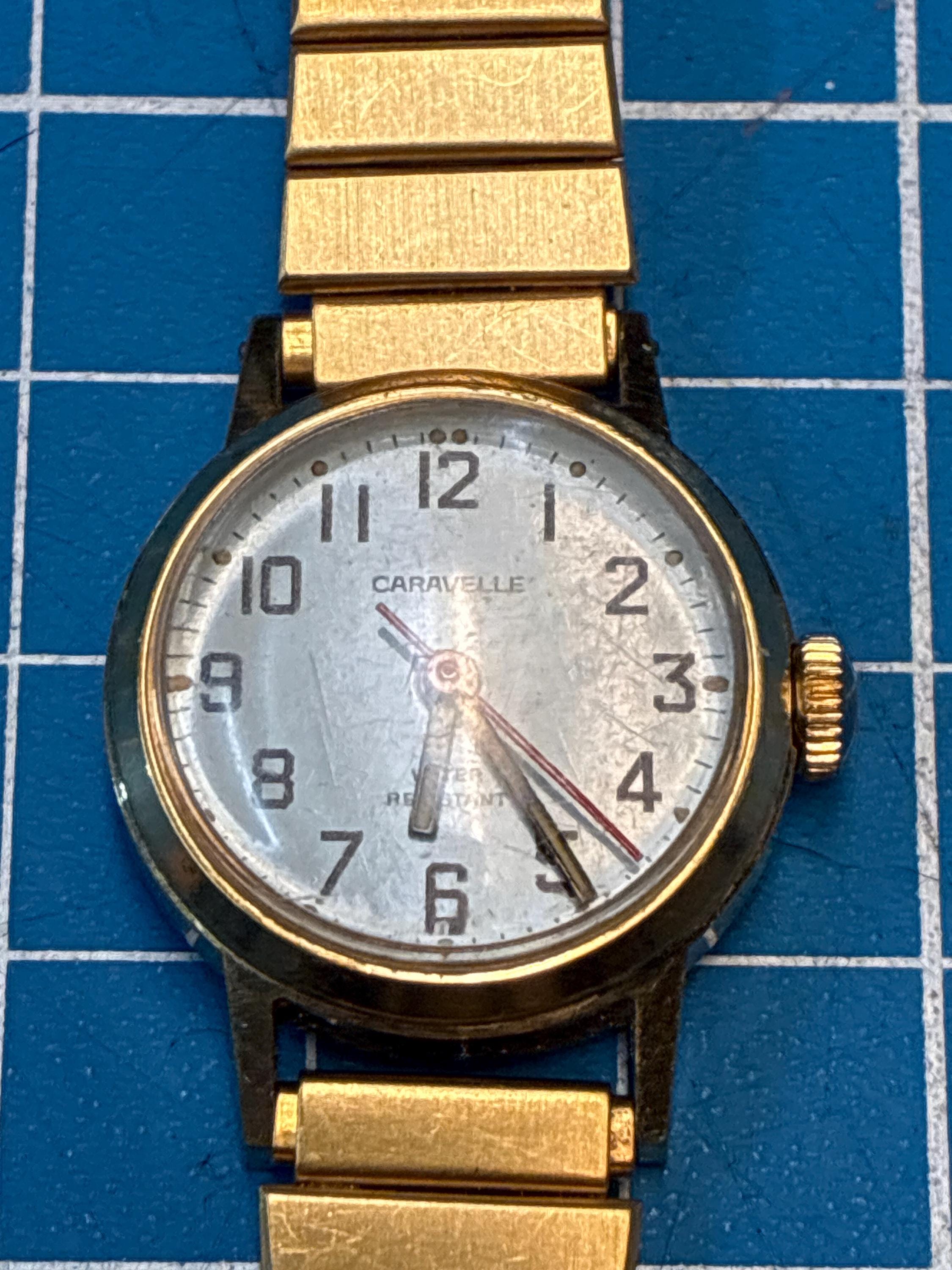 Caravelle Vintage Mechanical Watch Gold Tone Sunburst Dial 31mm Hand Wind Unisex Vintage Caravelle Gold Tone Watch: 1950 main image 2