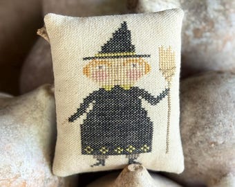 Esmerelda by Notforgotten Farm - Cross Stitch Paper Pattern