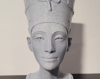 Nefertiti bust