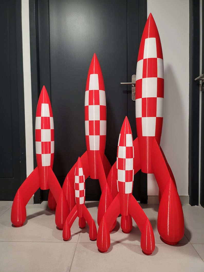 Tintin style rocket image 1