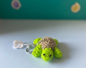 Turtle Crochet Keychain, Handmade, Yarn, Crochet, Green