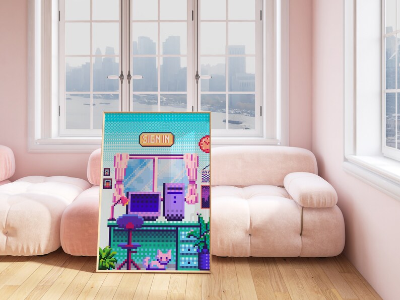 Puede incluir: Una impresi&oacute;n de arte pixelada que representa una sala de ordenadores con un escritorio, un ordenador, una silla, un gato y plantas. La impresi&oacute;n est&aacute; en un marco dorado y est&aacute; colgada en una pared rosa.