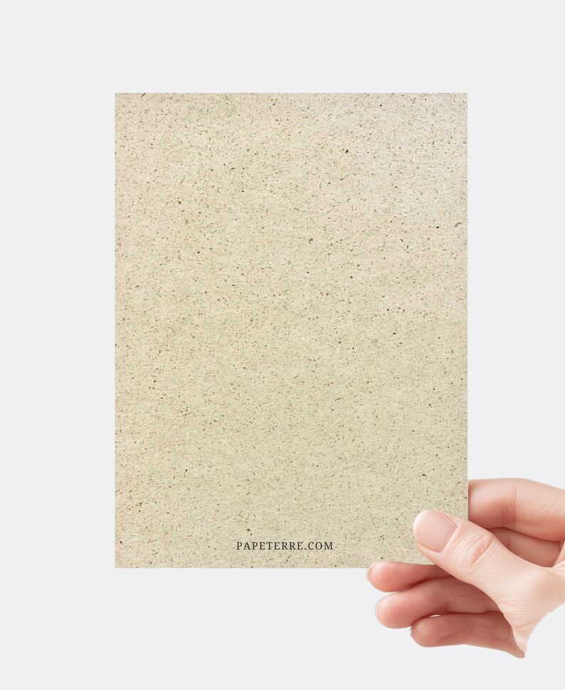 Hochzeitskarte personalisiert in A6 aus nachhaltigem Graspapier von hinten.