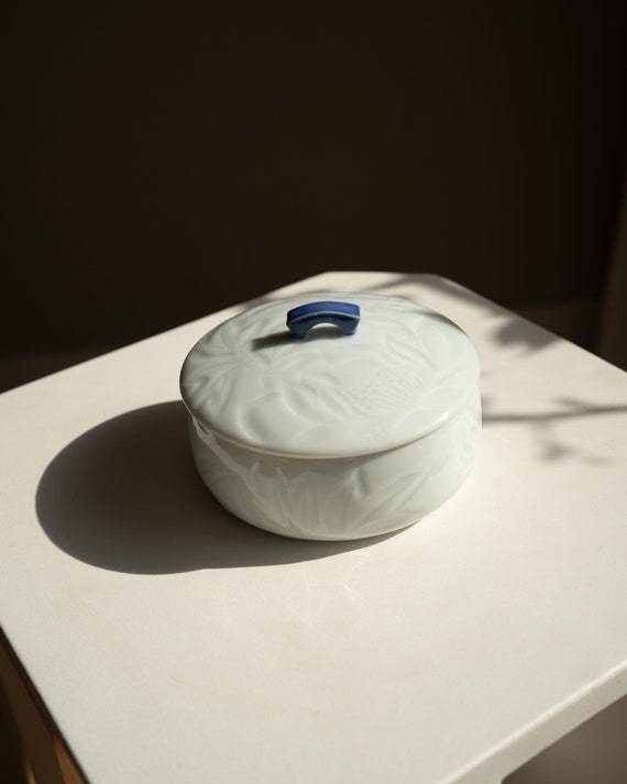 Japanese Ceramic Trinket Box - image 1