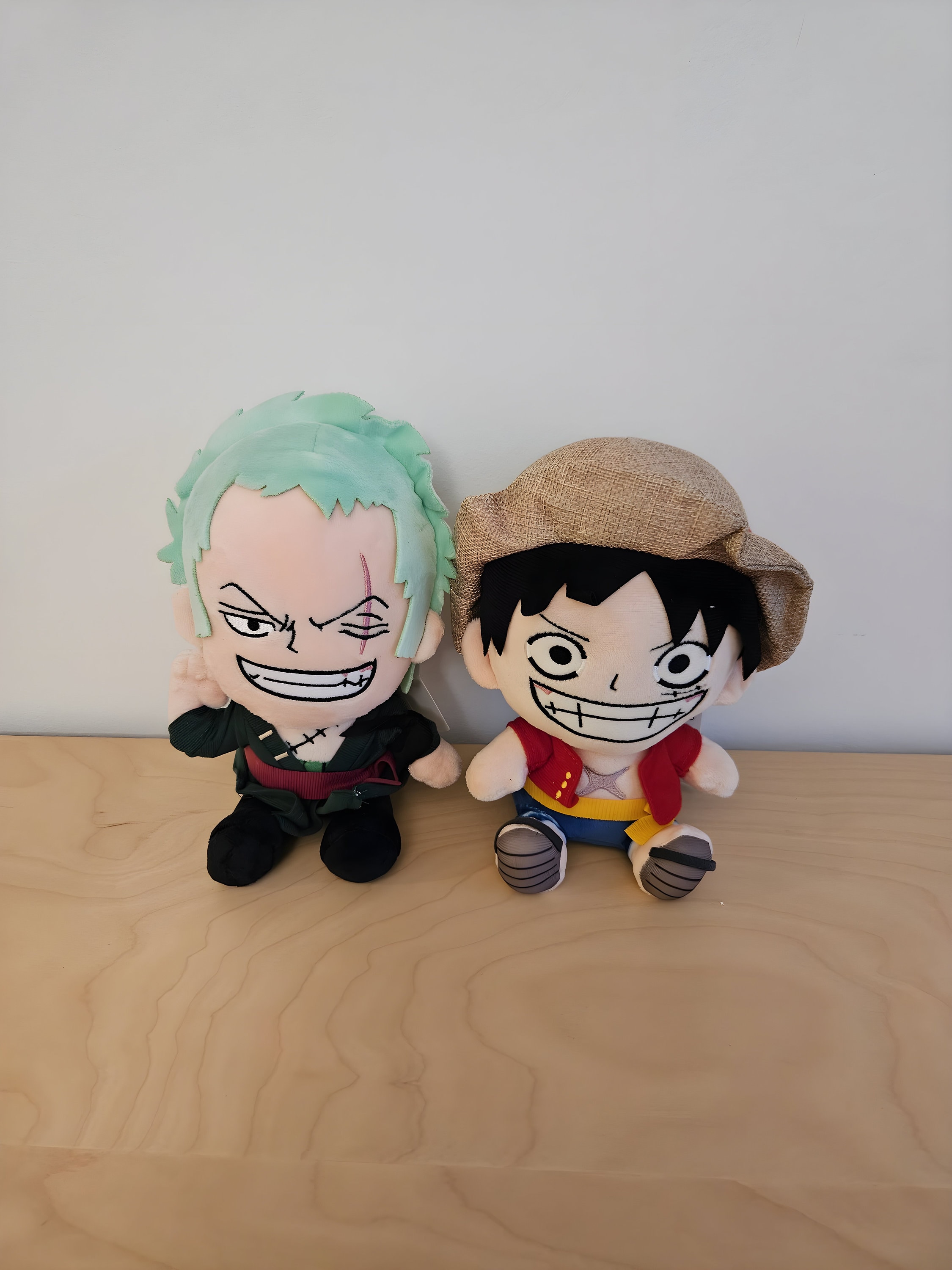 Nouveau 25cm One Piece Anime Figures Cosplay Peluche Toys Zoro Luff