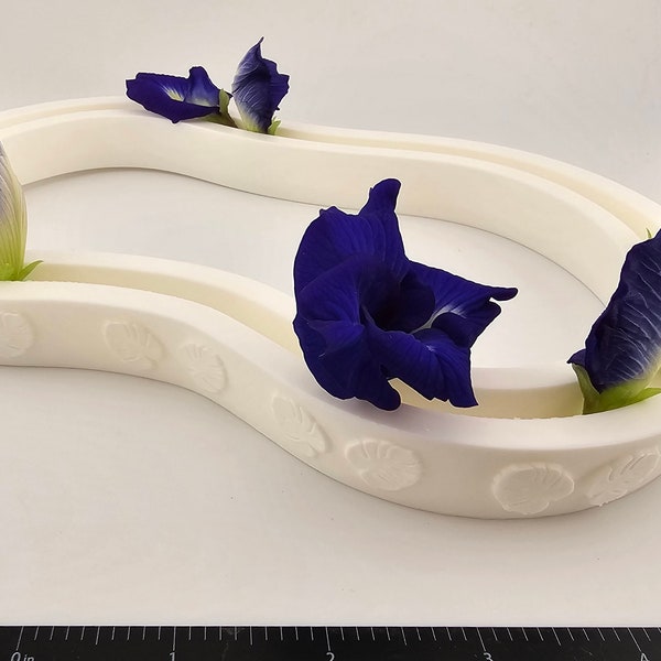 3D Printed Lei Vase (Narrow Monstera Version)