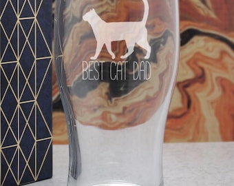 Best Cat Dad - Engraved Novelty Tulip Pint Glass With Gift Box | Funny Beer Glasses, Cat Dad Owner Gifts, Birthday Gifts For Dad