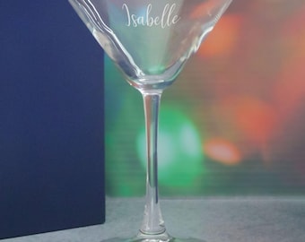 Personalisiertes graviertes 7,5 Unzen Enoteca Martini Cocktailglas mit Namen Design & Geschenkbox | Kundenspezifische Cocktailgläser, Cocktail-Liebhaber-Geschenke