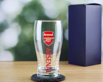 Personalised Engraved Arsenal 20oz Tulip Pint Beer Glass With Gift Box | Custom Arsenal Glasses, Arsenal Gifts, Gift Ideas, Drinkware