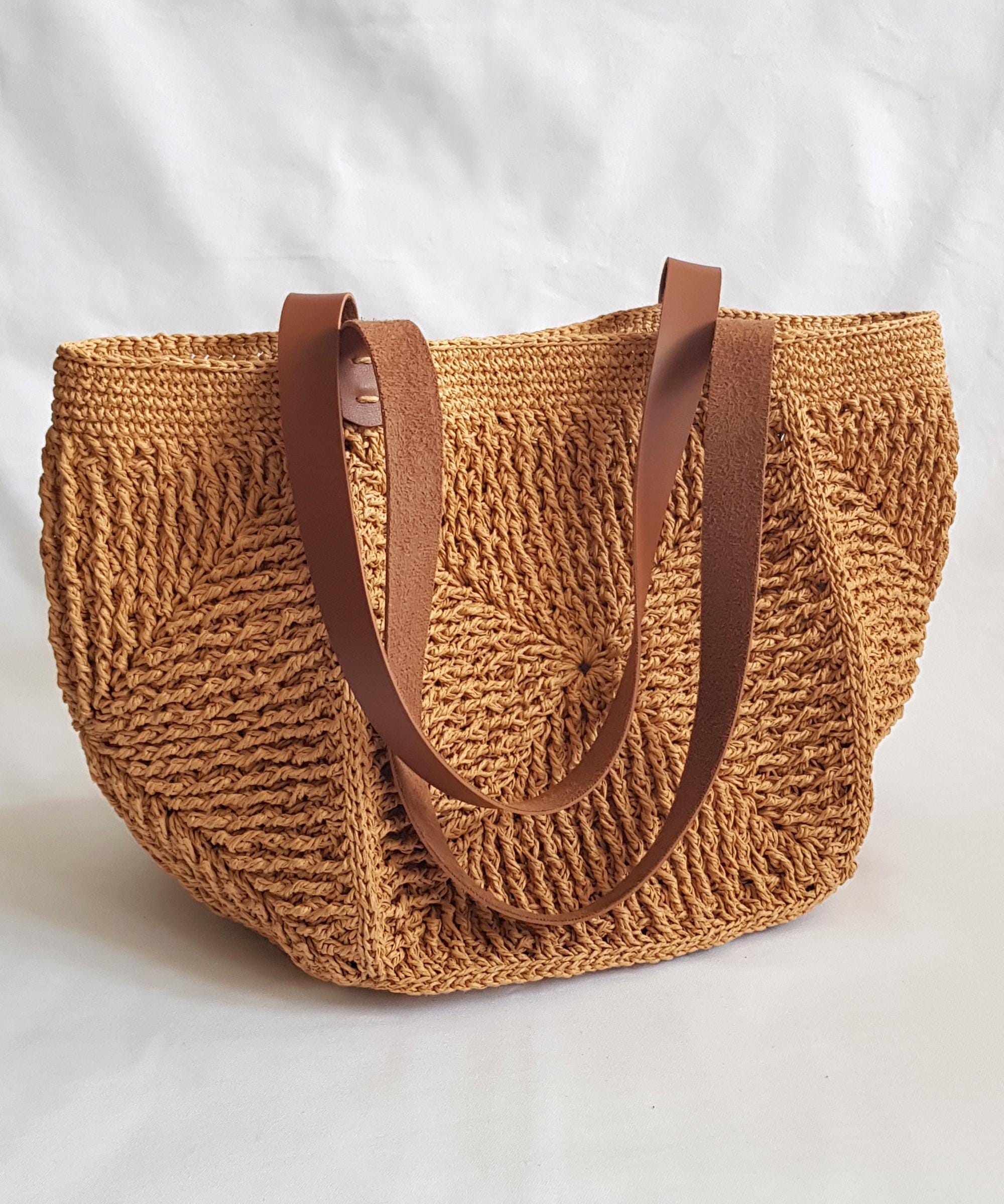 ハンドメイド　ラティーゴ牛革バッグ Handmade Raffia Tote Bag With Leather Straps, Eco-friendly Large