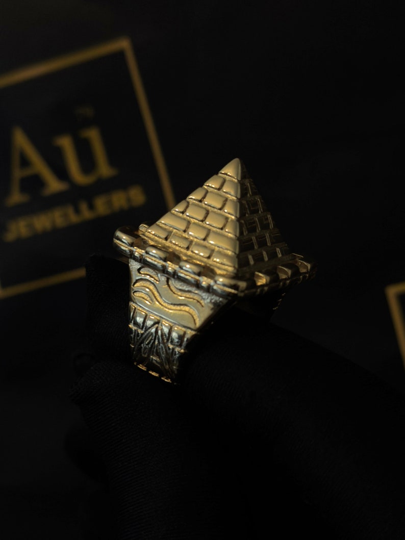 Premium Water-proof Heavy Gold 9ct GF Pyramid Castle Ring Bild 2