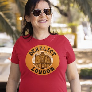 Derelict London T-shirt | Heavyweight Unisex Crewneck T-shirt