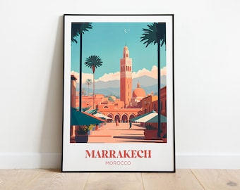 Puede incluir: Una ilustración colorida de una escena de ciudad en Marrakech, Marruecos. La ilustración presenta un alto minarete, palmeras y un mercado bullicioso con gente caminando por las calles. El texto "MARRAKECH MOROCCO" está impreso en la parte inferior de la ilustración.