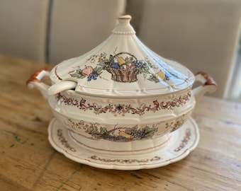 Beautiful fall-themed soup tureen