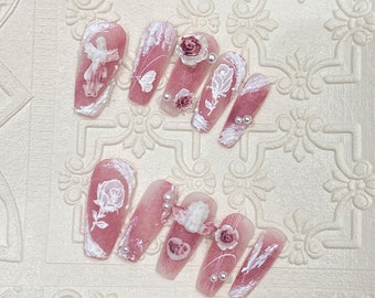Presse pour les ongles Rose Manor - Ongles en plâtre 3D ange roses givrés, Ongles camélia blancs esthétiques, Ongles de fête d&#39;anniversaire de l&#39;an 2000, Ongles style libre
