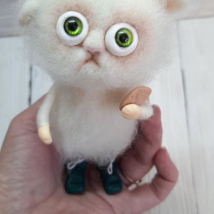 Needle felt funny cat. Felt cat in shoes. Needle felted animals. White cat. Wool felt cat. Animal cat gift. Felt fairy cat. Felting wool toy