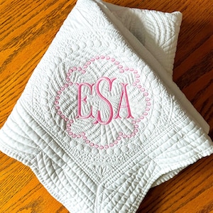 Monogrammed Baby Quilt, Personalized Girl Baby Blanket, Personalized Baby Quilt, Monogrammed Baby Blanket, Newborn Gift, Baby Shower Present