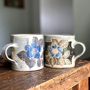 Handmade Ceramic Mug: Alentejo Flower Tradicional Design