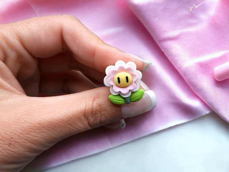 Pin's Broche Happy Flower Résine Rose et Vert Jolie Fleur Mignon Kawaii Mario Bros image 4