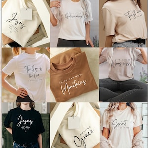 Op de afbeelding: Een collage van tien verschillende t-shirtontwerpen met verschillende christelijke slogans, waaronder "Jezus", "De vreugde van de Heer", "Geloof kan bergen verzetten", "Meer bidden, minder zorgen", "Verbazingwekkende genade" en "Geest, leid mij".